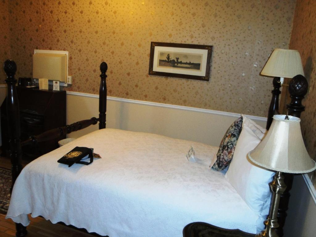 Halifax Waverley Inn Номер фото